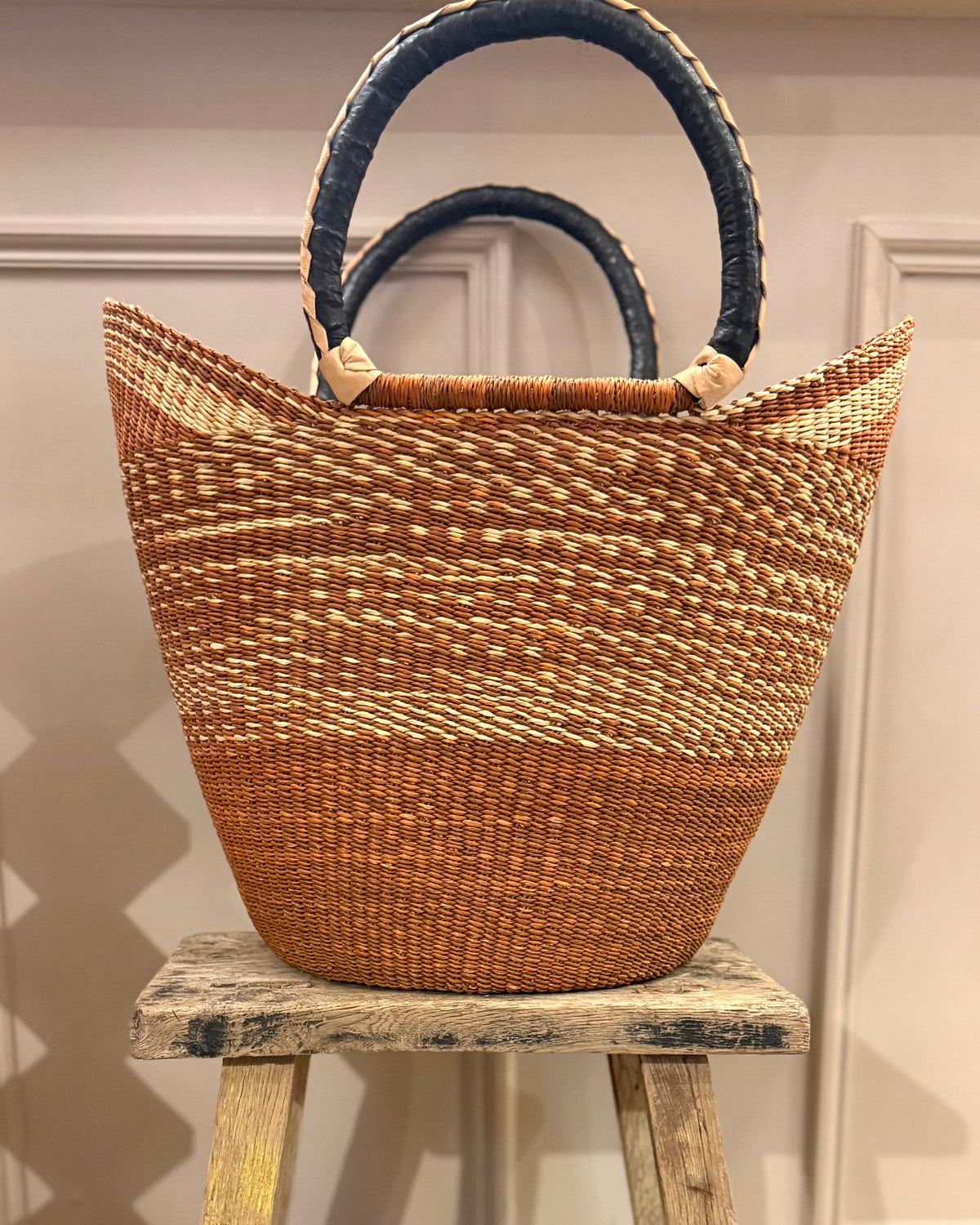 Large U Shopper | Earth